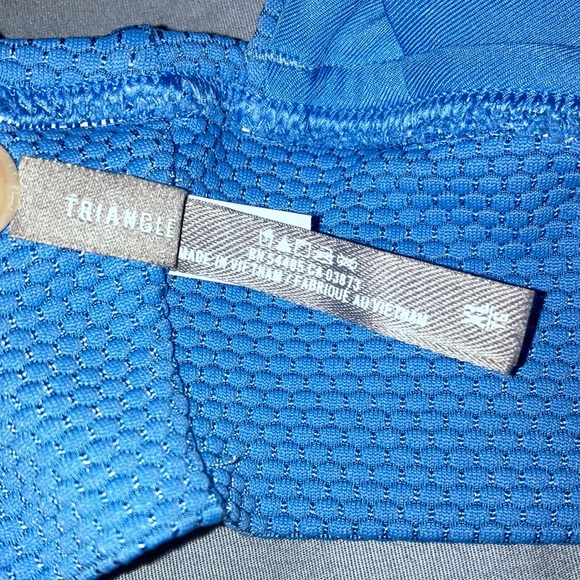 Aerie Triangle Bikini Top - Picture 3 of 3